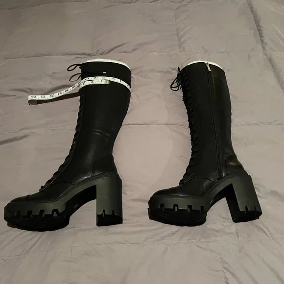 Gianni Bini Soukey Black Leather Lace Up Boots - Size 7.5 - Picture 4 of 6